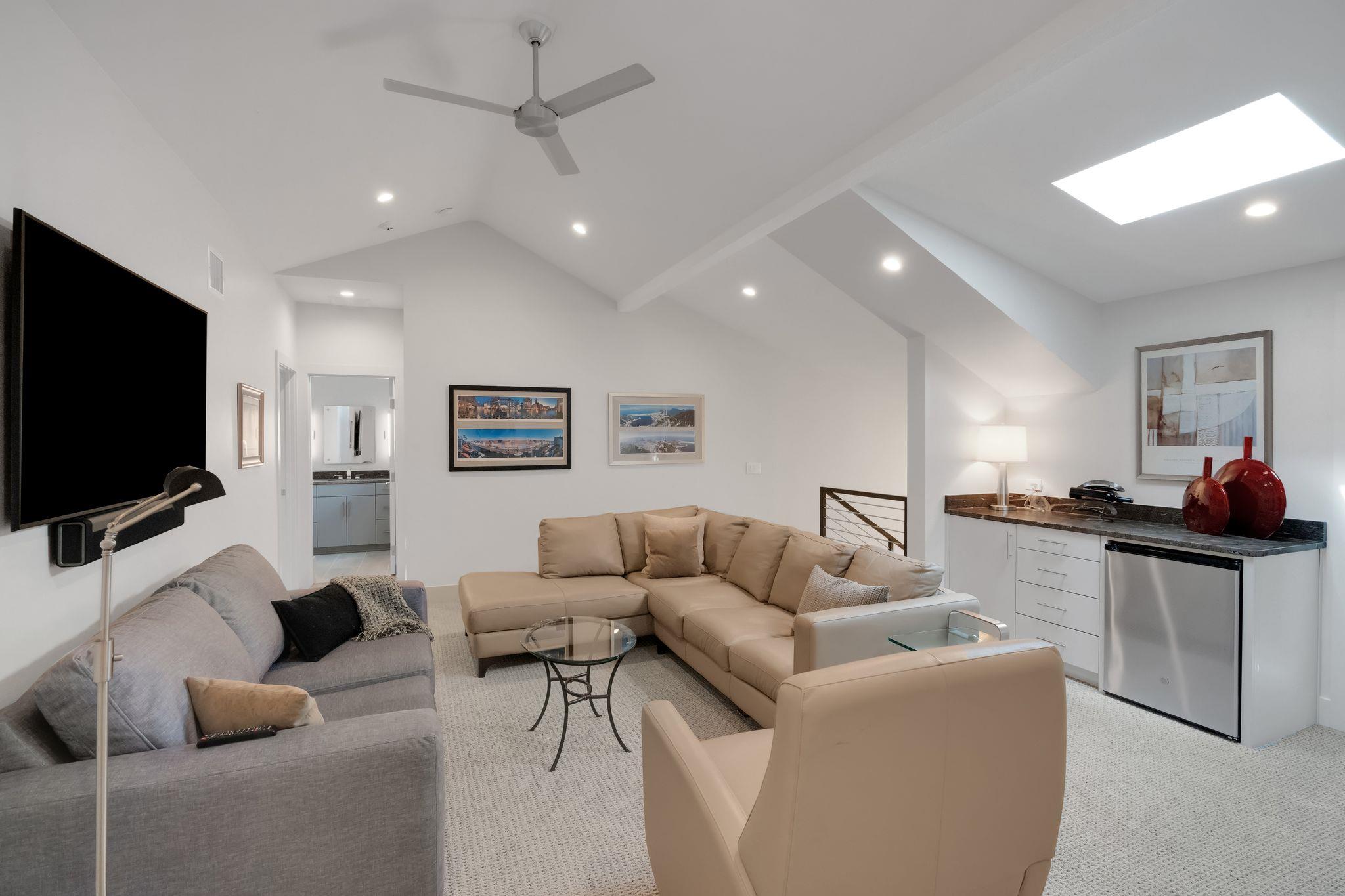 809 Bouldin Avenue Austin TX 78704