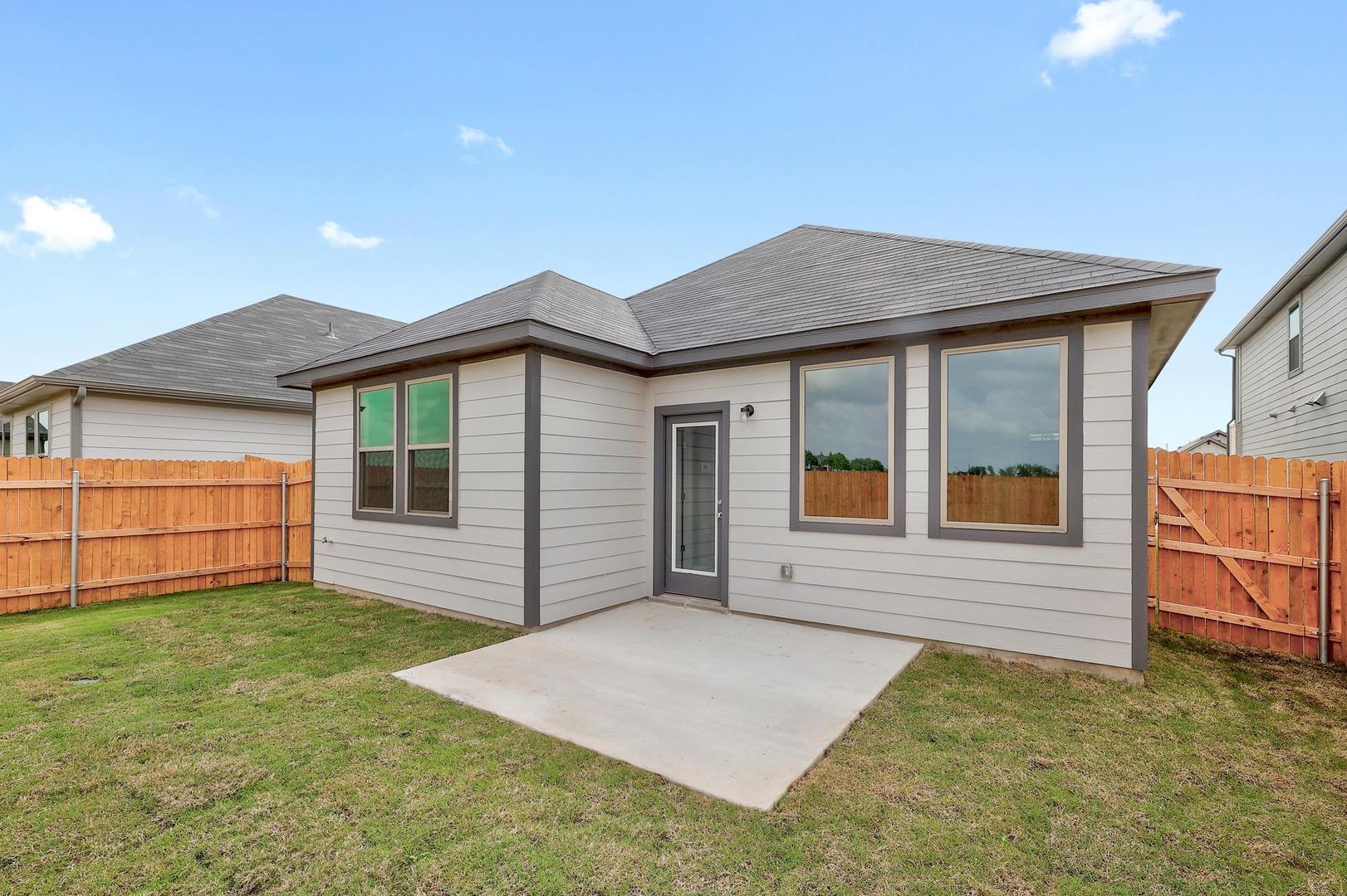 441 Lucky Avenue Elgin TX 78621