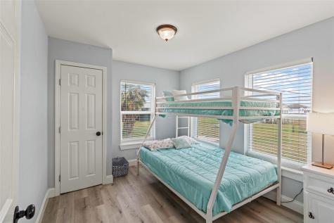 3929 4th Street Galveston TX 77554