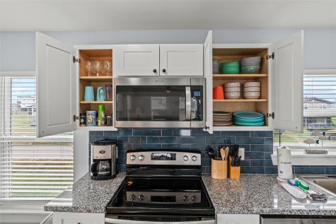 3929 4th Street Galveston TX 77554