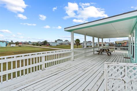 3929 4th Street Galveston TX 77554