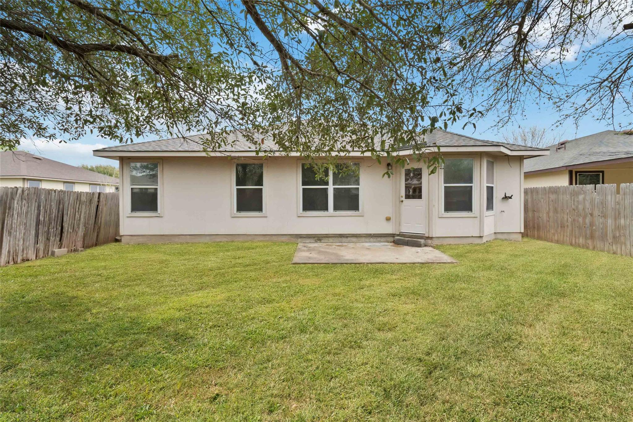 18320 Maxa Drive Manor TX 78653