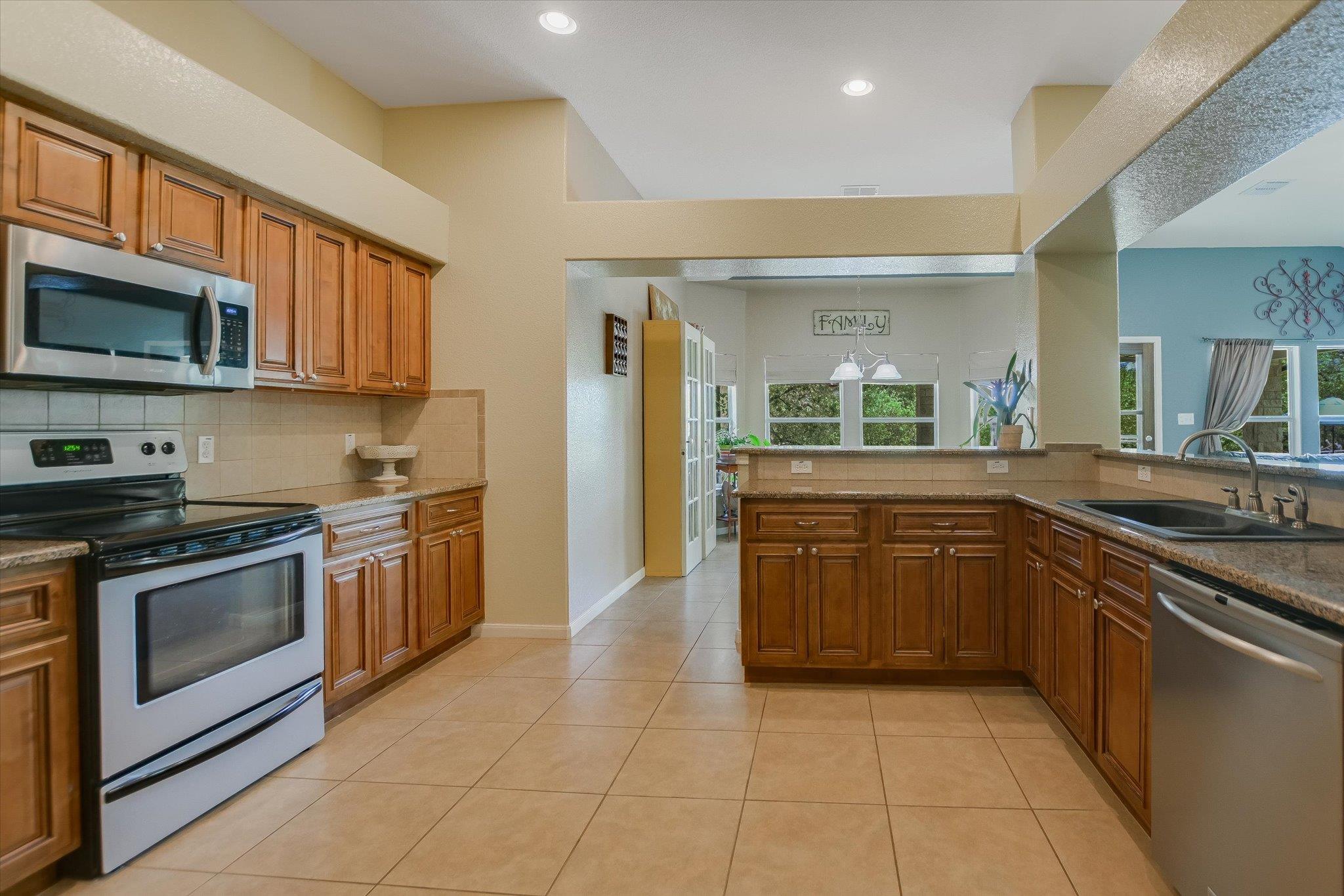 10 Caliche Court Wimberley TX 78676