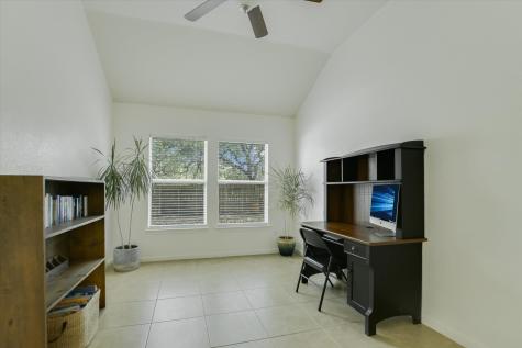 10 Caliche Court Wimberley TX 78676