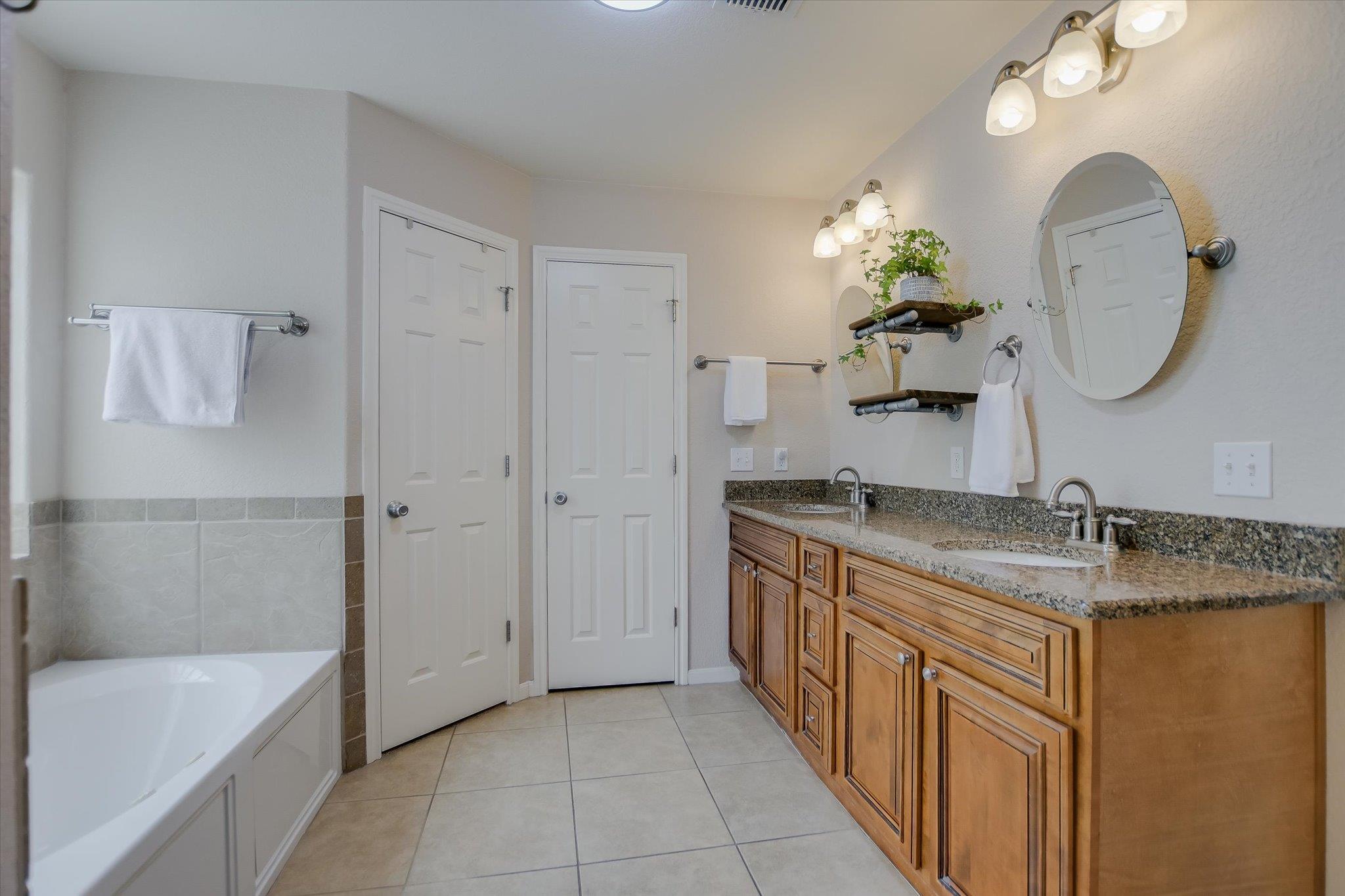 10 Caliche Court Wimberley TX 78676