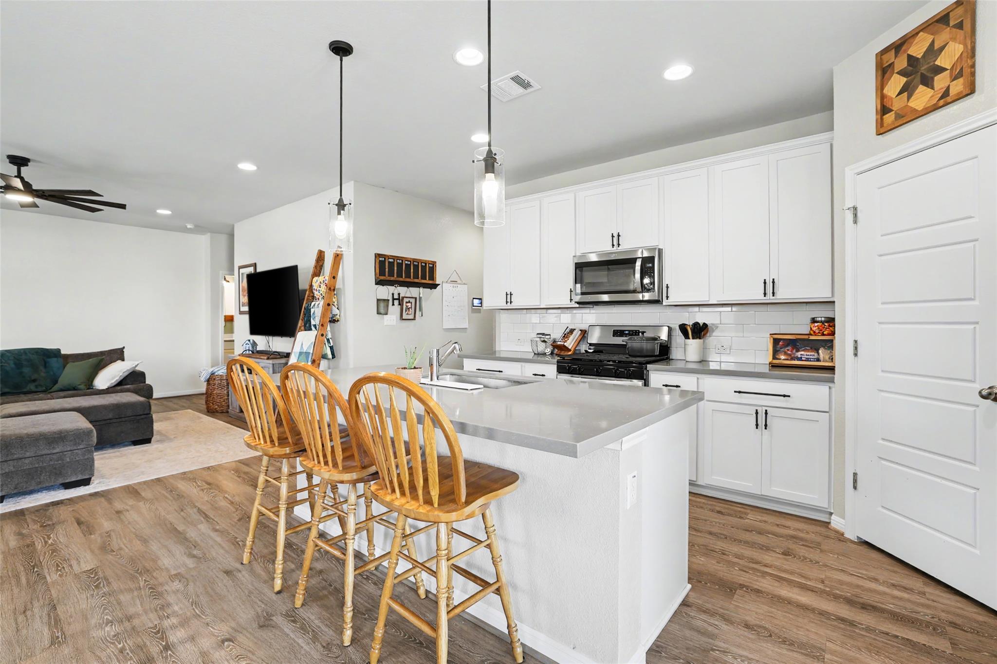 104 Ladolia Lane San Marcos TX 78666