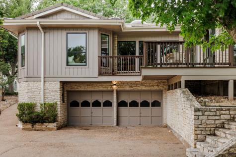 39 Stillmeadow Drive The Hills TX 78738