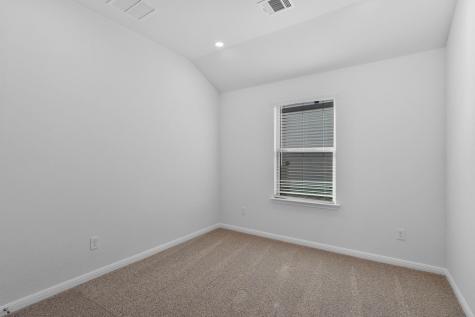 125 Hatari Trail Jarrell TX 76537