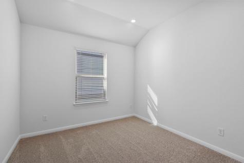 125 Hatari Trail Jarrell TX 76537