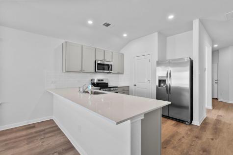 125 Hatari Trail Jarrell TX 76537