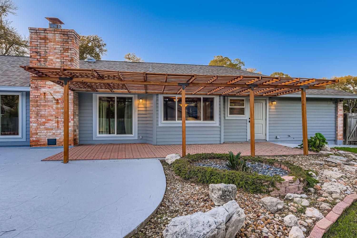 9201 Heatherwood Drive Austin TX 78748