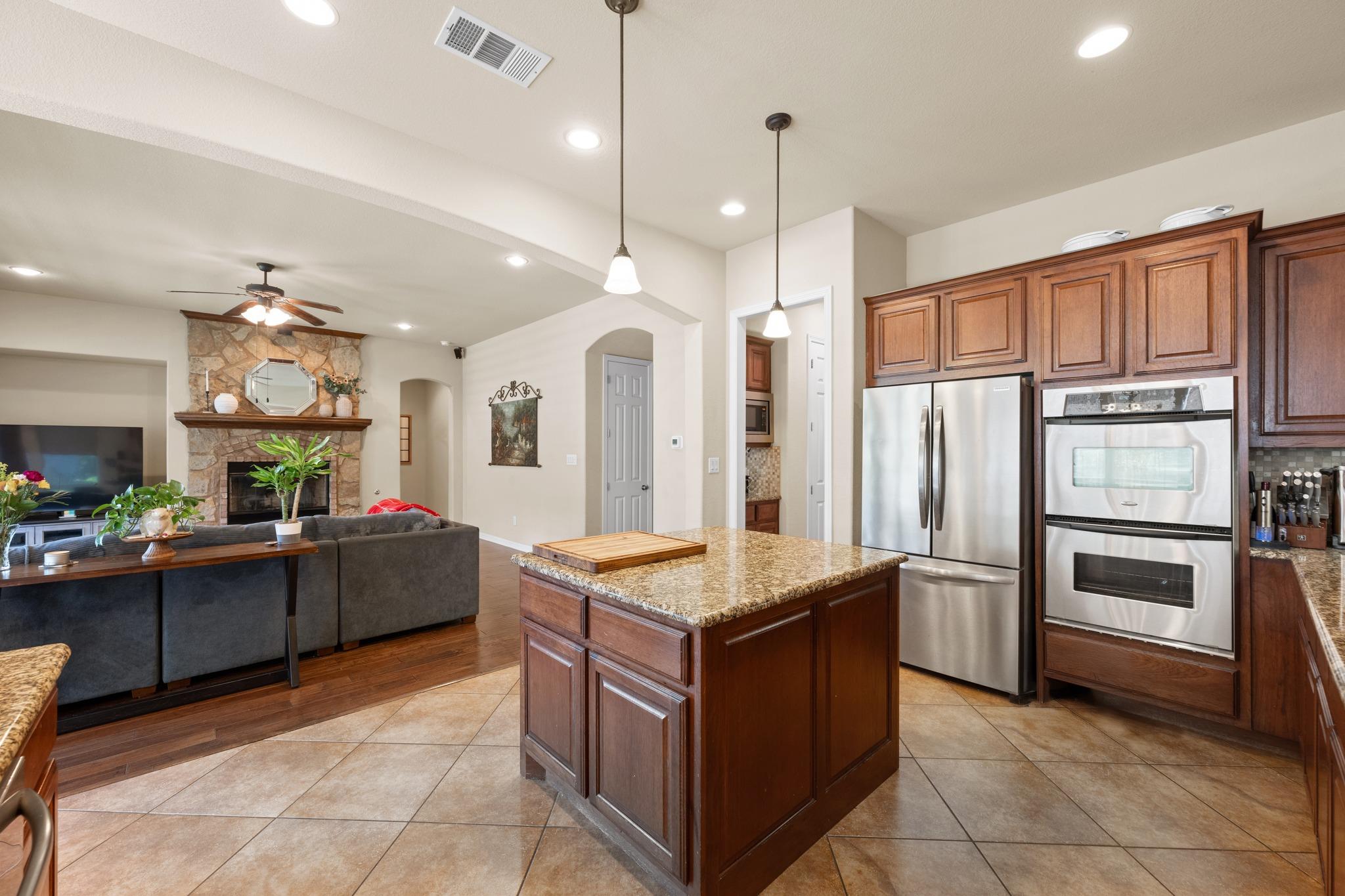 180 Granite Lane Austin TX 78737