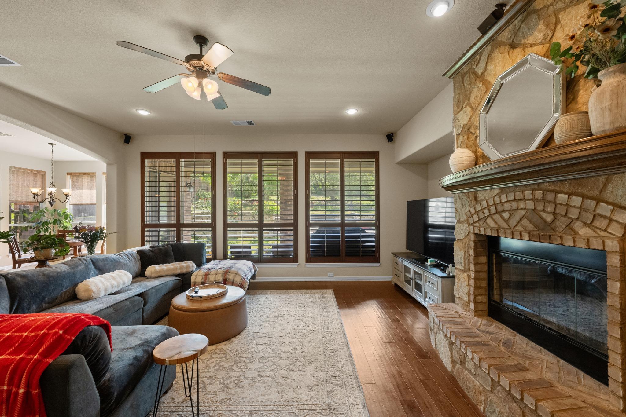 180 Granite Lane Austin TX 78737