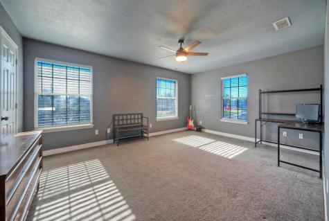 1265 E Independence Street Giddings TX 78942