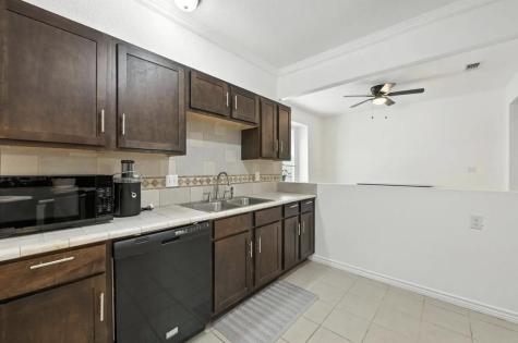 619 Comal Avenue Fort Worth TX 76108
