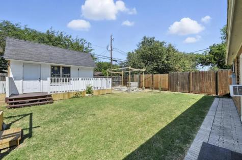619 Comal Avenue Fort Worth TX 76108