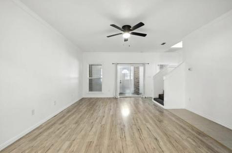 619 Comal Avenue Fort Worth TX 76108