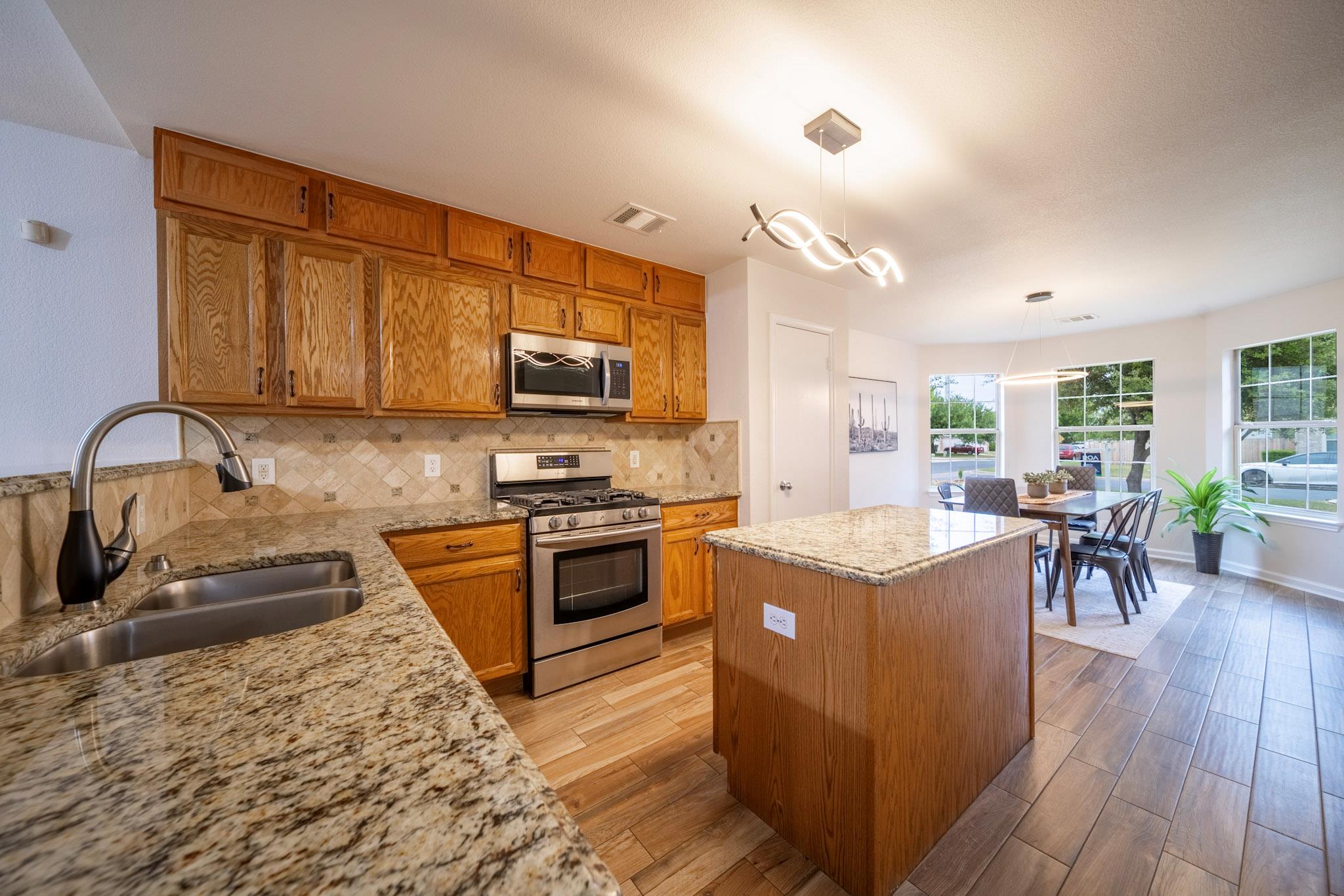 1302 Newbury Street Georgetown TX 78626