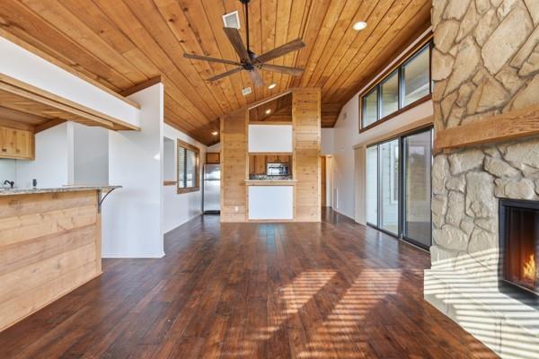 406 Coventry Road Spicewood TX 78669