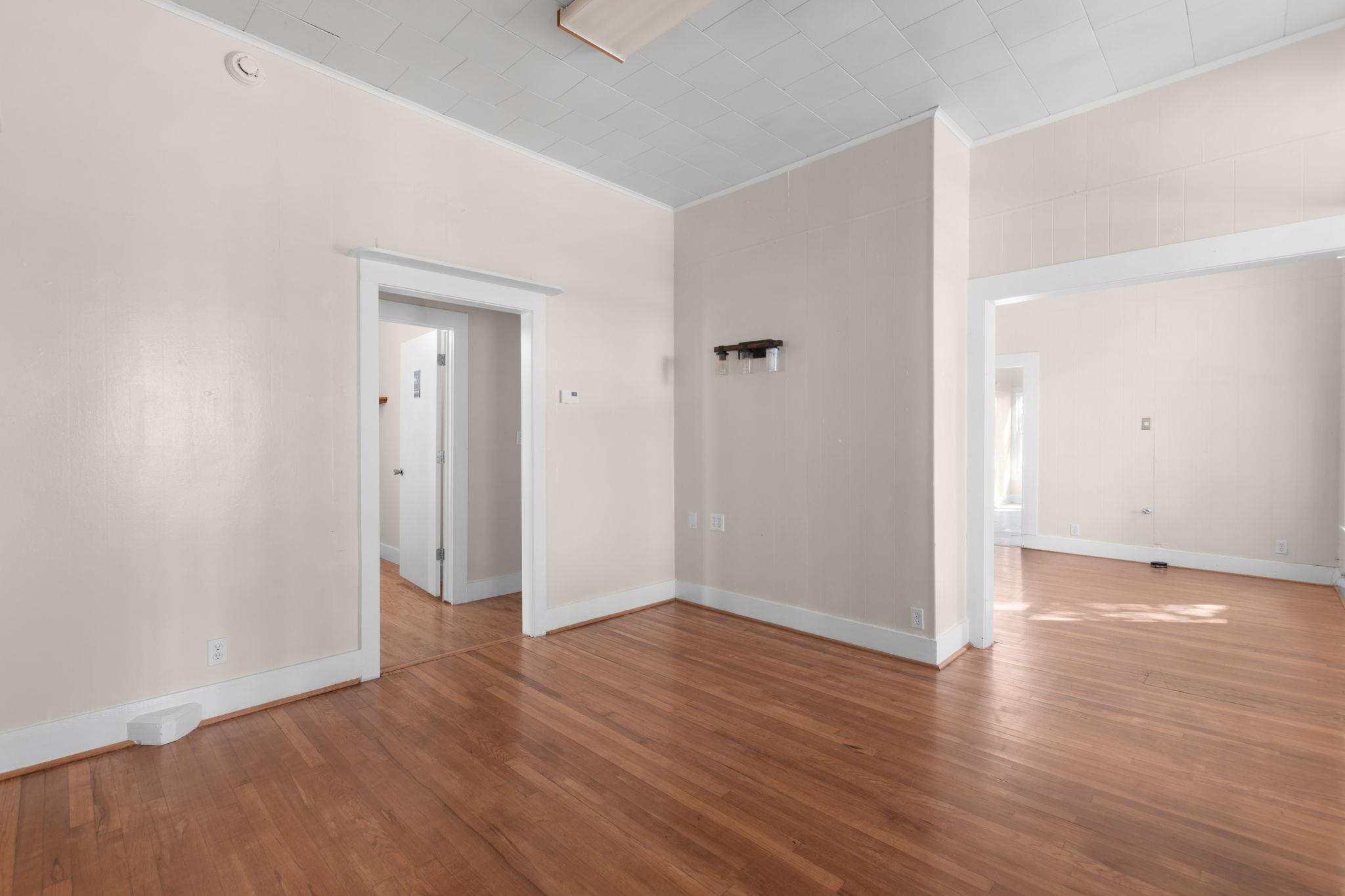 107 W 5th Street Lampasas TX 76550
