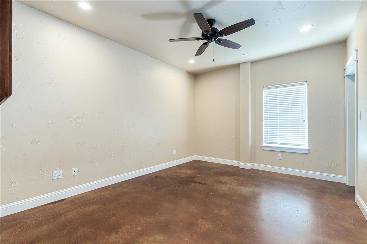 300 County Road 407 Spicewood TX 78669