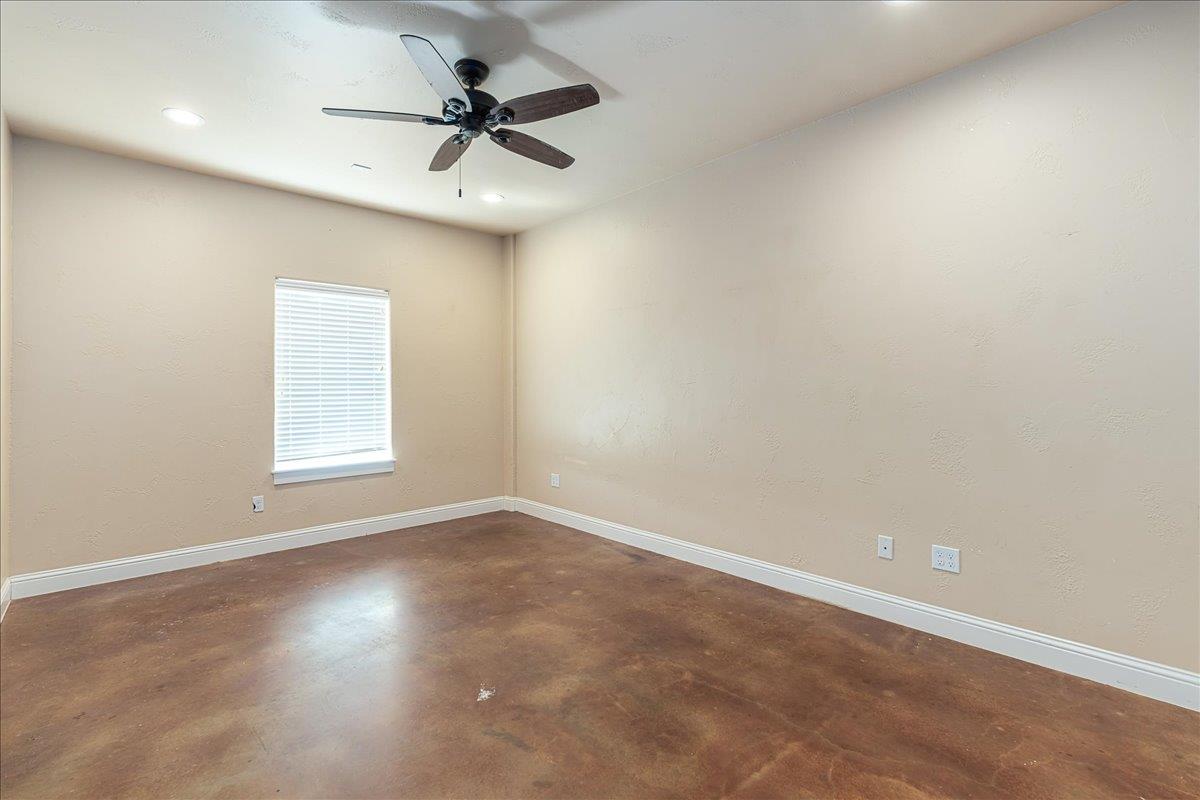 300 County Road 407 Spicewood TX 78669
