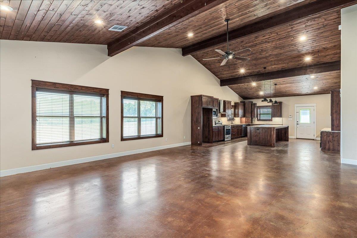 300 County Road 407 Spicewood TX 78669