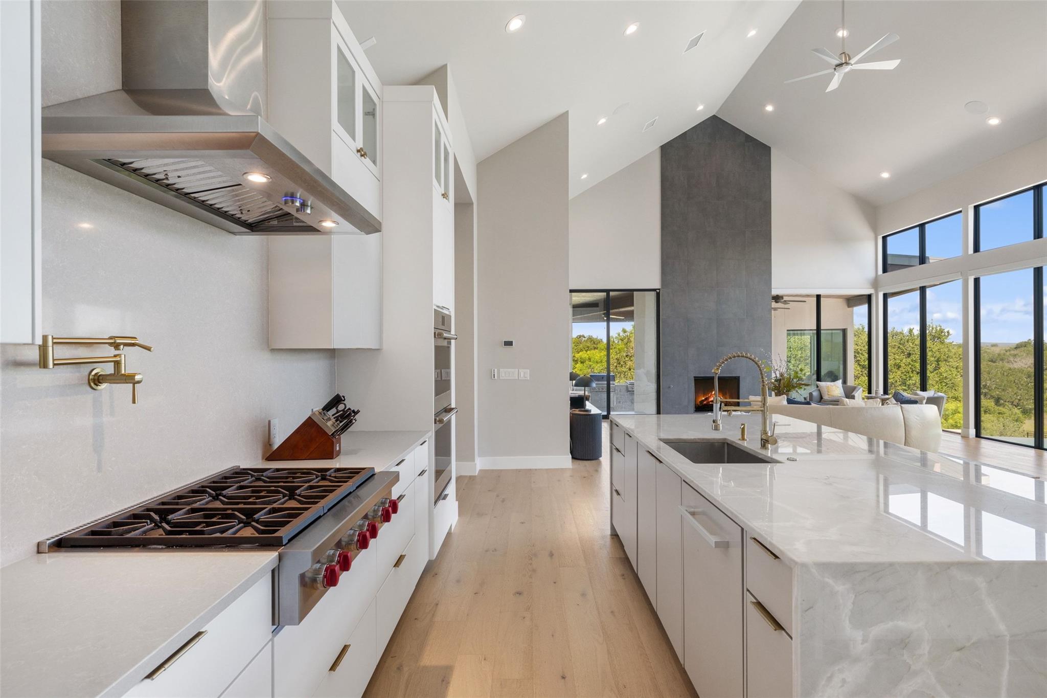 612 Overlook Parkway Horseshoe Bay TX 78657