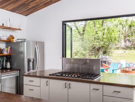 1109 Angelina Street Austin TX 78702