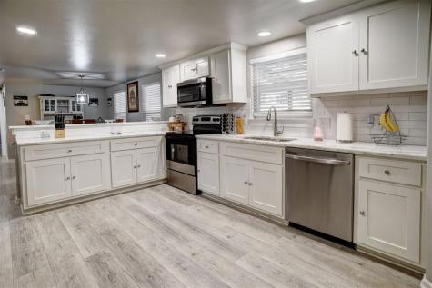 1217 Jones Street Smithville TX 78957