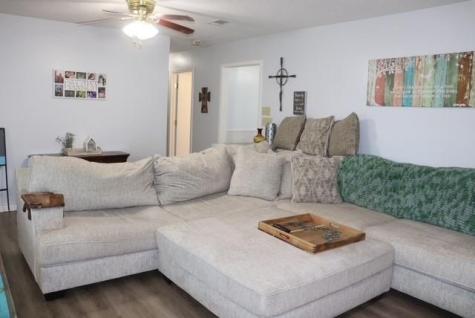 913 7th Street Lexington TX 78947