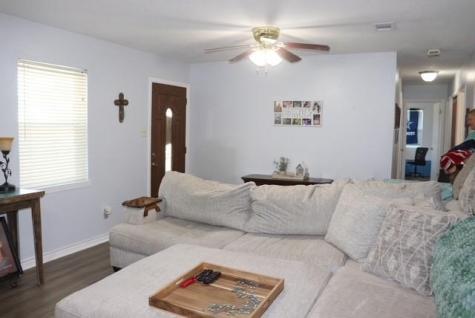 913 7th Street Lexington TX 78947