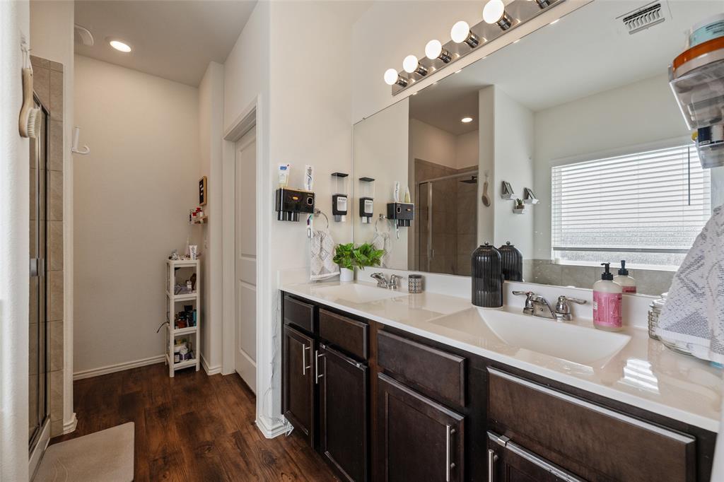 7304 Fall Ray Drive Del Valle TX 78617