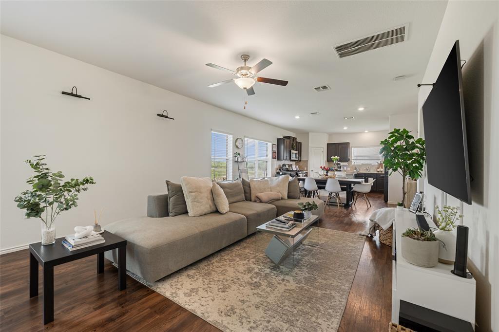 7304 Fall Ray Drive Del Valle TX 78617