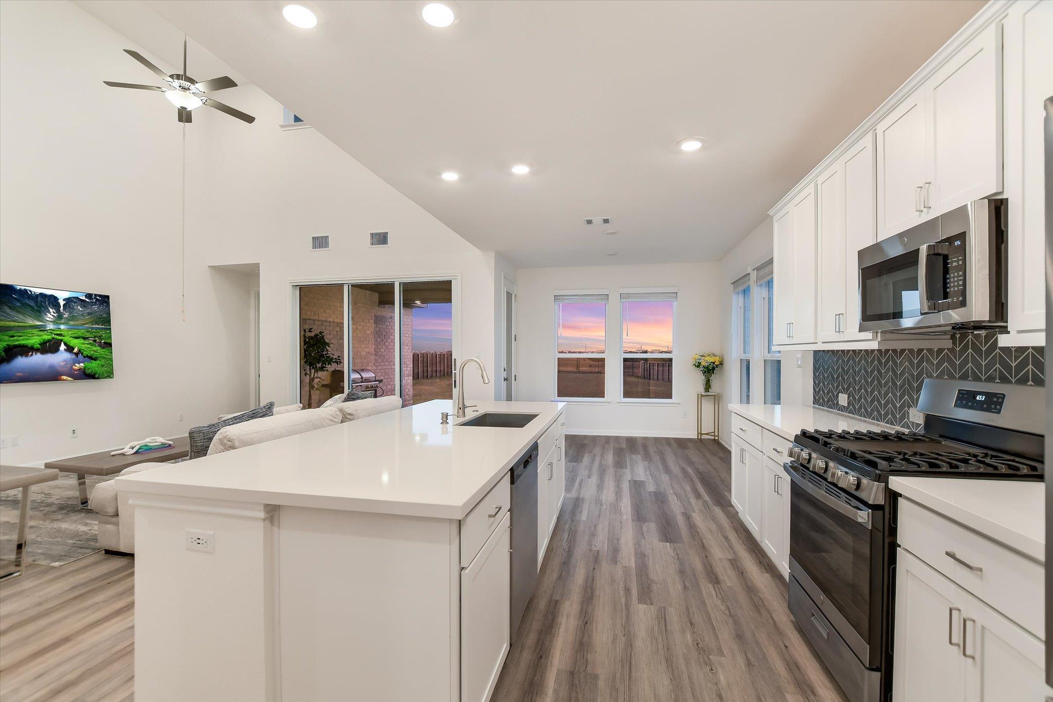 737 Leeward Pass Leander TX 78641