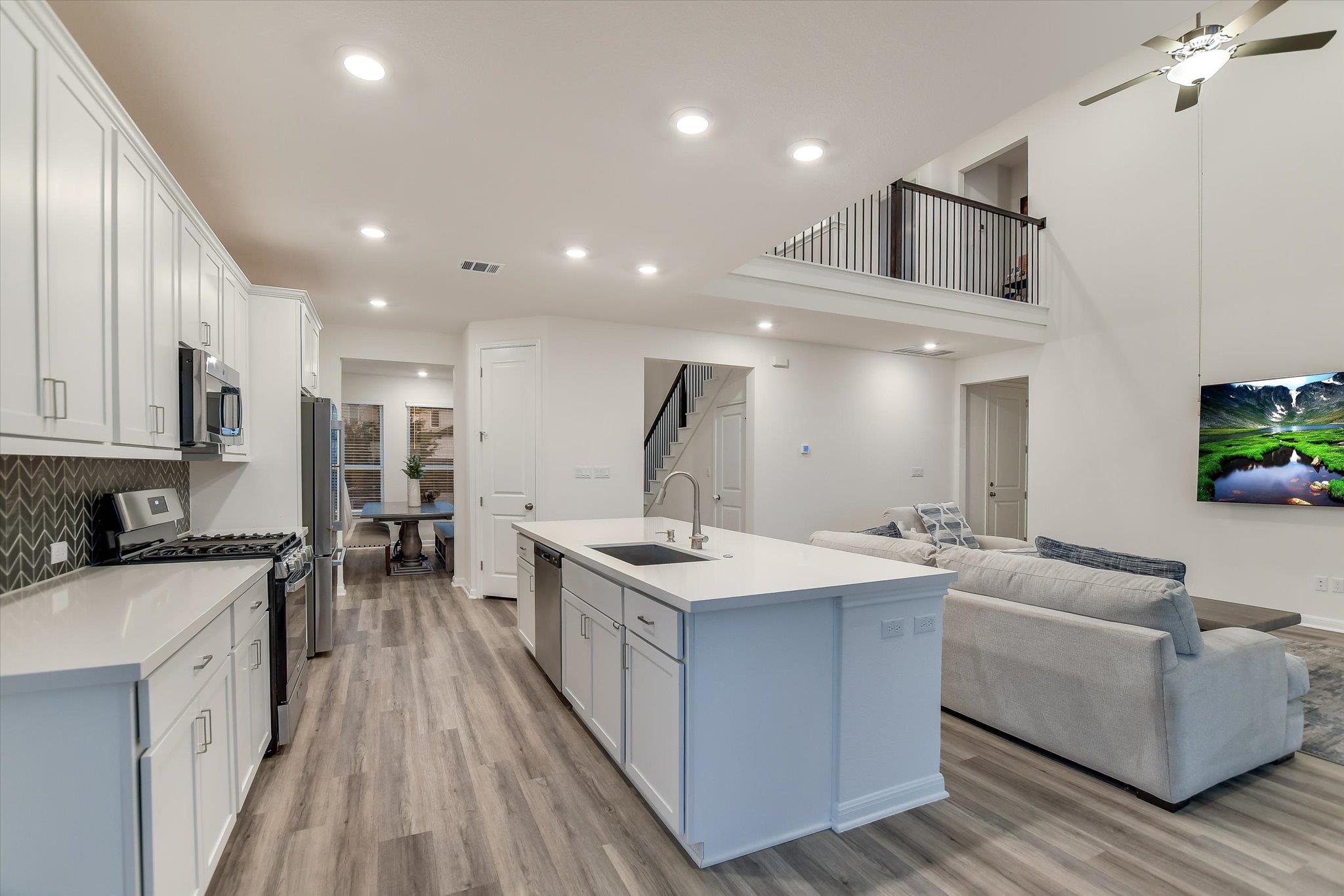 737 Leeward Pass Leander TX 78641