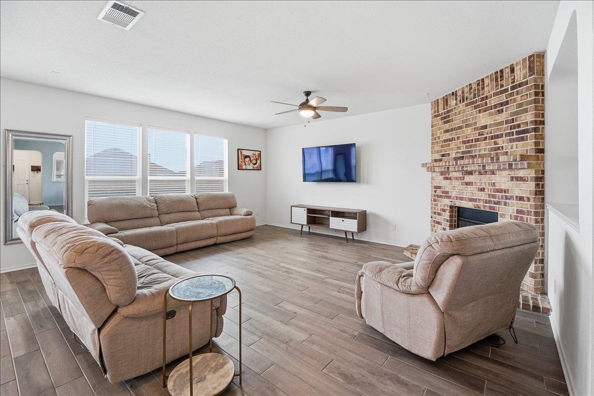 282 Crimson Lane Kyle TX 78640