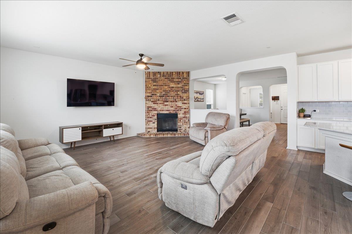 282 Crimson Lane Kyle TX 78640
