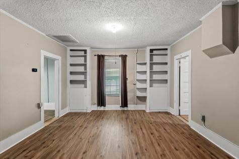 5612 Hwy 71 E Smithville TX 78957