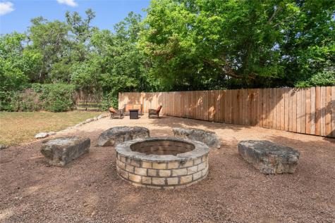 720 Circle G Ranch Road Dripping Springs TX 78620