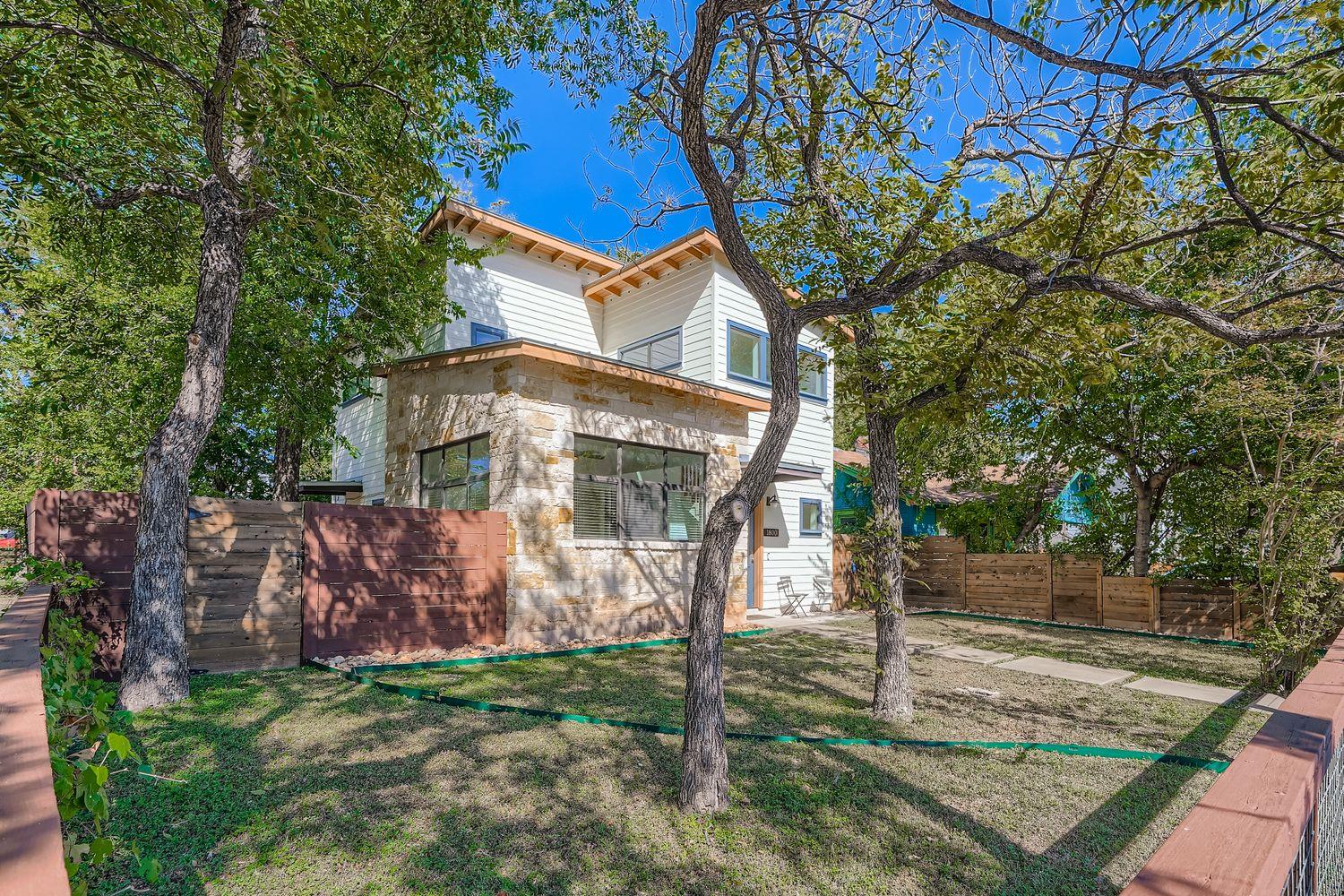 1800 E 14th Street Austin TX 78702