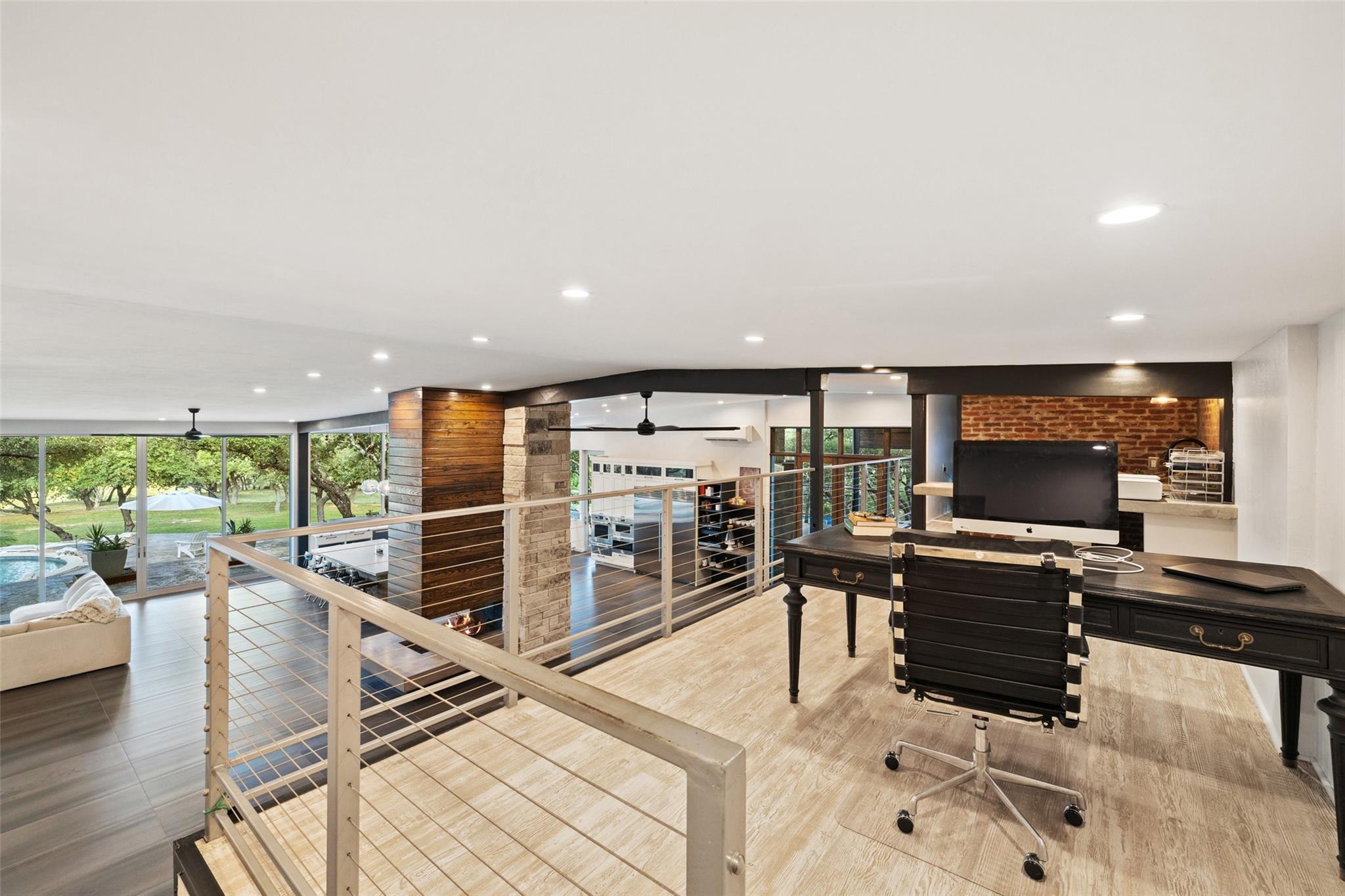2412 Bee Creek Road Spicewood TX 78669