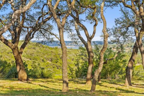 2412 Bee Creek Road Spicewood TX 78669