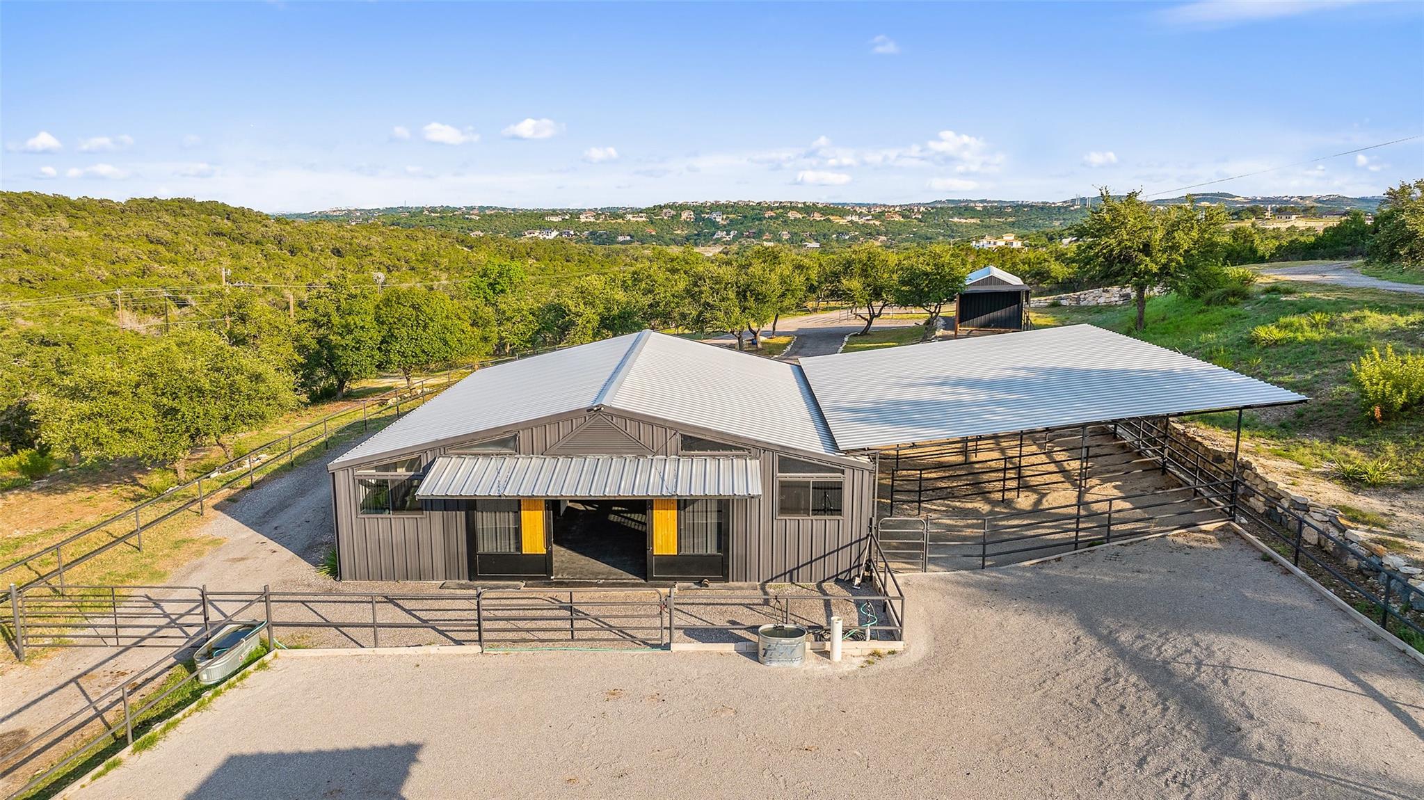 2412 Bee Creek Road Spicewood TX 78669