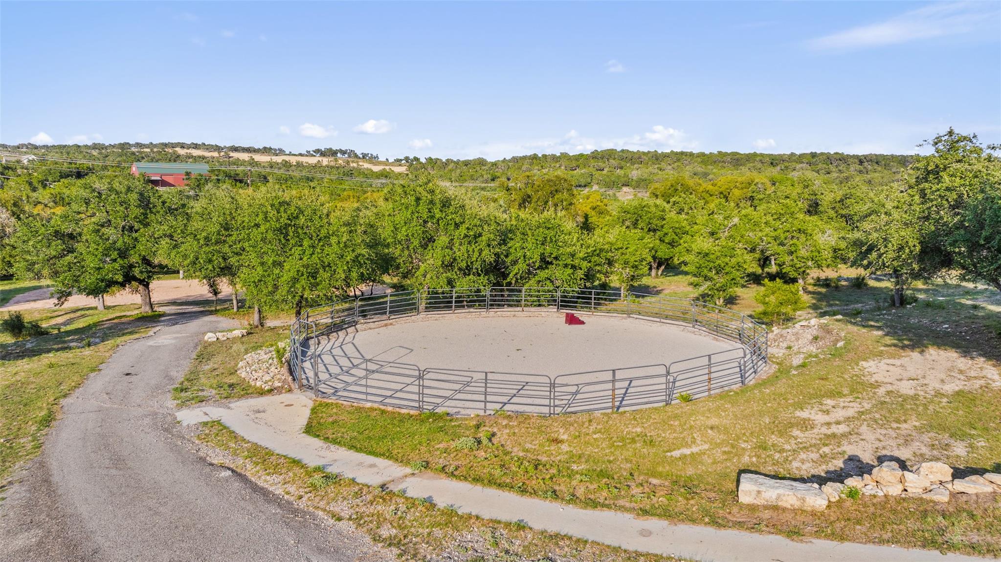2412 Bee Creek Road Spicewood TX 78669