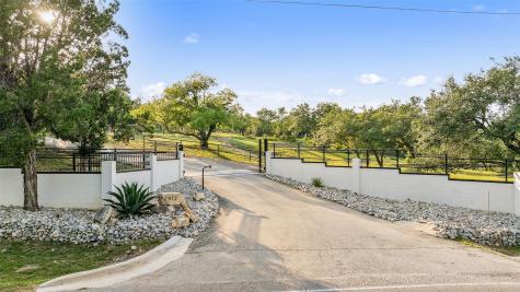 2412 Bee Creek Road Spicewood TX 78669