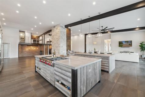 2412 Bee Creek Road Spicewood TX 78669