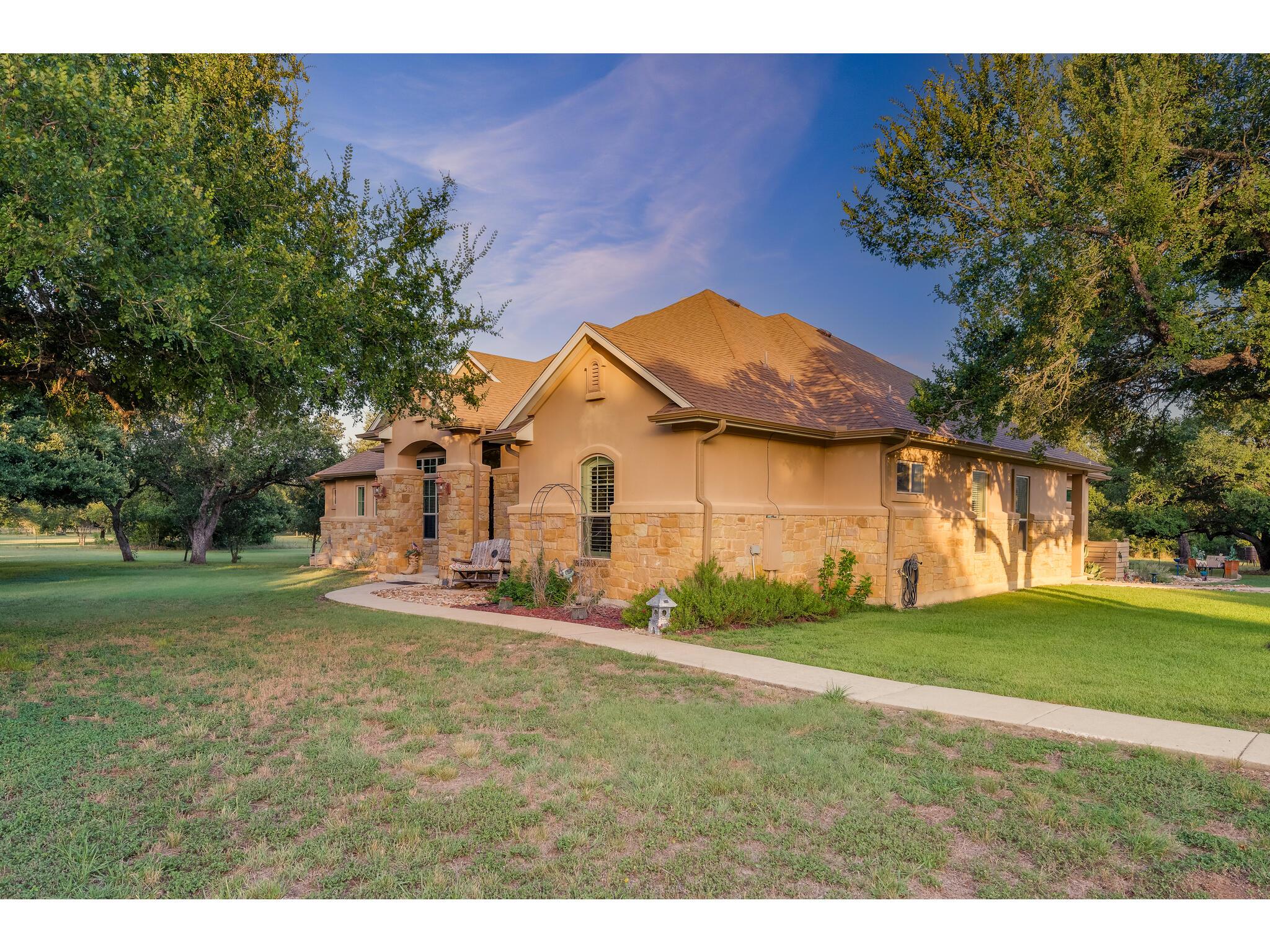 30201 Live Oak Trail Georgetown TX 78633