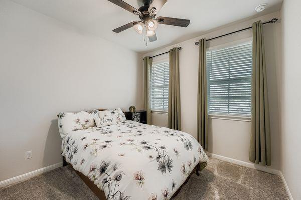 148 Gullivers Drive Elgin TX 78621