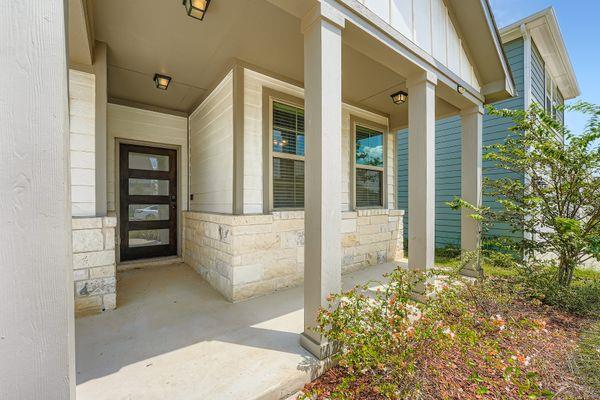 148 Gullivers Drive Elgin TX 78621